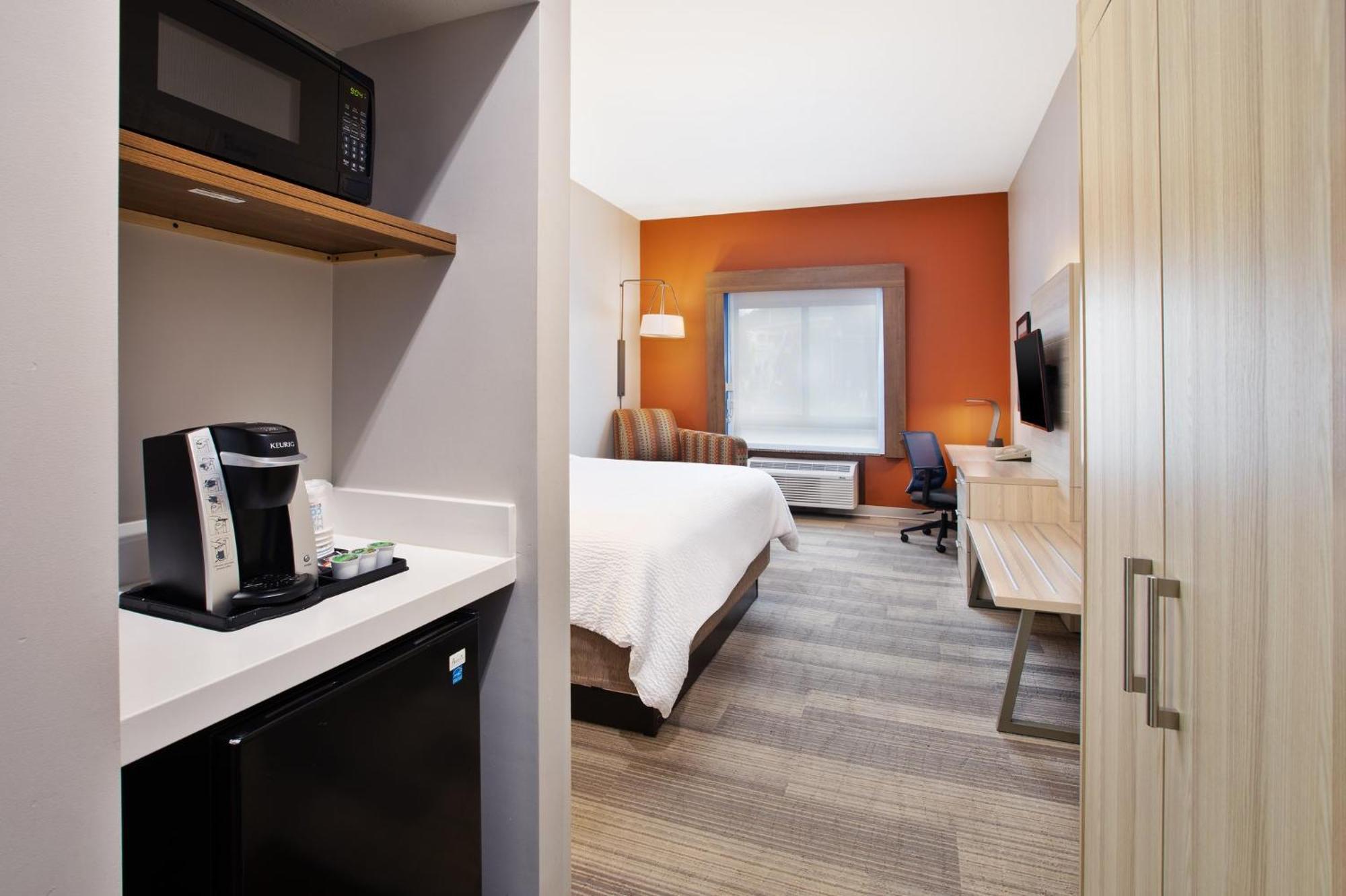 Holiday Inn Express Hotel & Suites Athens By Ihg Exterior foto