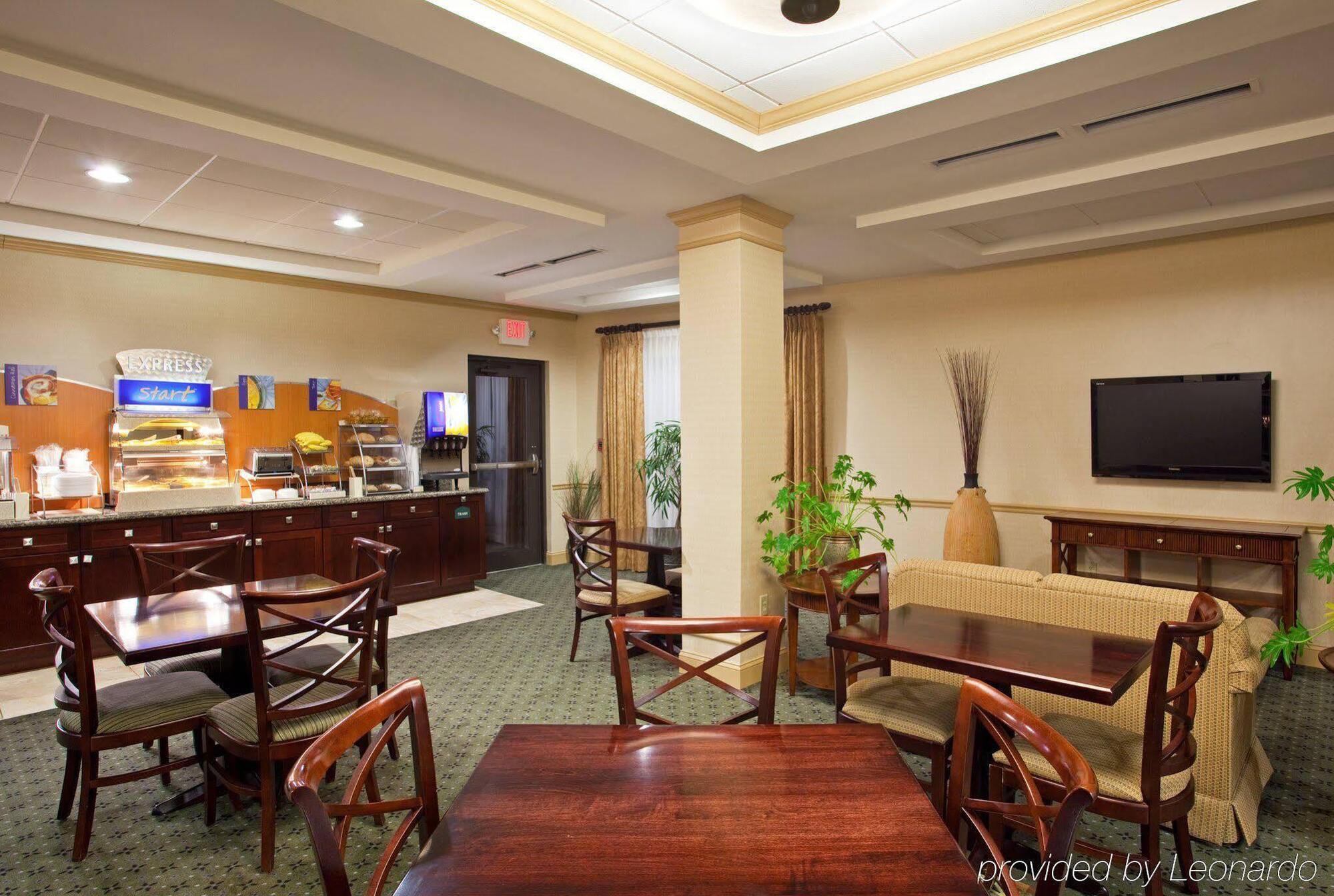 Holiday Inn Express Hotel & Suites Athens By Ihg Exterior foto