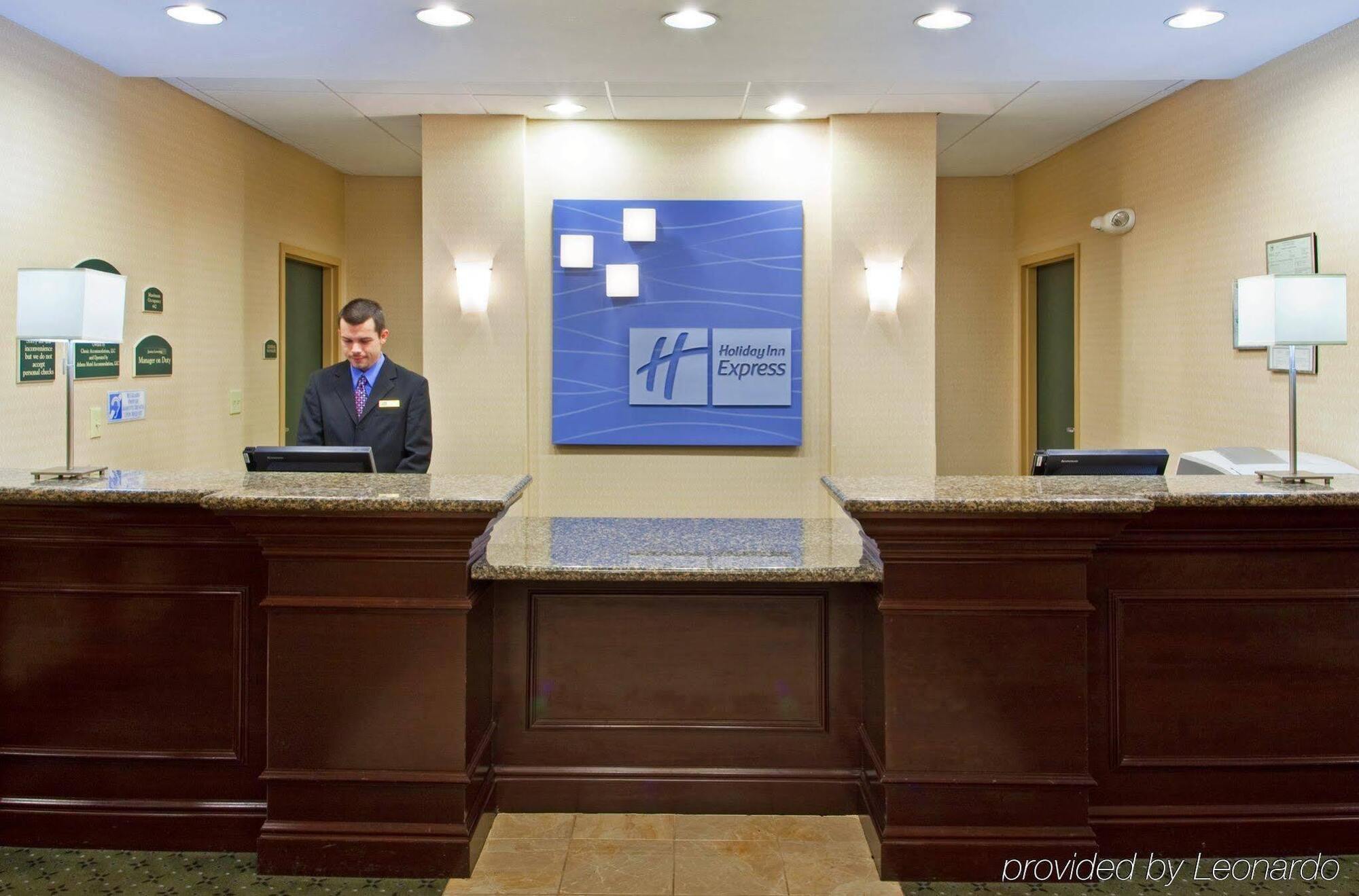 Holiday Inn Express Hotel & Suites Athens By Ihg Exterior foto